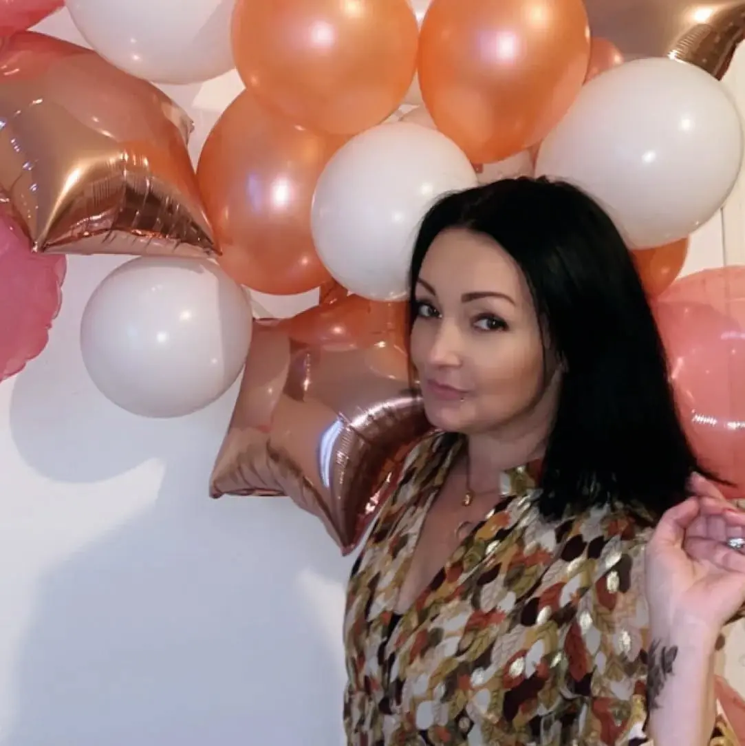 Relieuse de secrets cherche complice